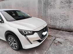 Bianco Usata 2020 Peugeot e-208 Active Due volumi | 12.000 € (Buon prezzo)