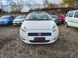 Bianco Usata 2007 Fiat Grande Punto Sport Due volumi | 2990 € (Buon prezzo)