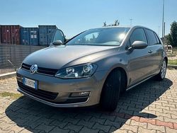 Grigio Usata 2016 VW Golf VII Tre volumi | 8500 € (Super prezzo)