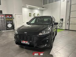 Nero Usata 2023 Ford Kuga ST-Line SUV | 27.990 € (Molto cara)
