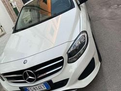 Bianco Usata 2015 Mercedes B180 Business Monovolume | 11.900 € (Cara)