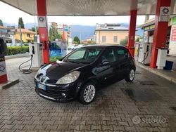 Nero Usata 2007 Renault Clio II Tre volumi | 3300 € (Cara)