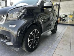Nero Usata 2017 Smart ForTwo Coupé Passion Due volumi | 11.900 € (Buon prezzo)