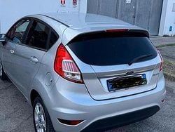 Grigio Usata 2017 Ford Fiesta Tre volumi | 9052 €