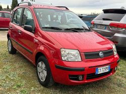 Rosso Usata 2005 Fiat Panda Dynamic Due volumi | 3900 € (Buon prezzo)