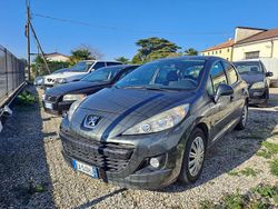 Grigio Usata 2009 Peugeot 207 Sport Tre volumi | 1800 € (Buon prezzo)