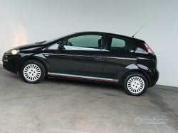 Nero Usata 2012 Fiat Punto Lounge Tre volumi | 2990 € (Super prezzo)