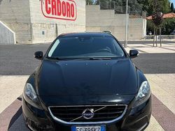 Nero Usata 2016 Volvo V40 Station wagon | 10.500 € (Buon prezzo)