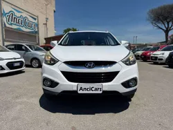 Bianco Usata 2015 Hyundai ix35 Comfort SUV | 9990 € (Buon prezzo)