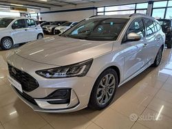 Grigio Usata 2023 Ford Focus Active Station wagon | 18.900 € (Buon prezzo)