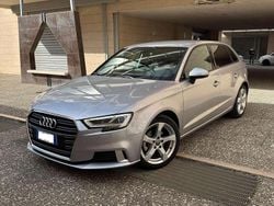 Argento Usata 2018 Audi A3 Sport Tre volumi | 18.500 € (Buon prezzo)