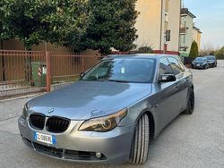 Grigio Usata 2004 BMW 530 Tre volumi | 5700 € (Molto cara)
