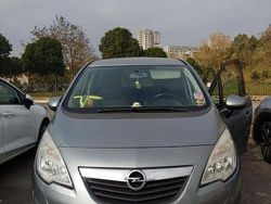 Grigio Usata 2011 Opel Meriva Monovolume | 3500 €