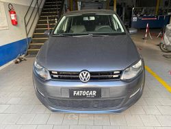 Grigio Usata 2013 VW Polo Comfortline Tre volumi | 4800 € (Buon prezzo)