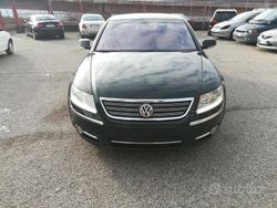 Nero Usata 2006 VW Phaeton Tre volumi | 5900 €
