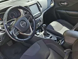 Usata 2016 Jeep Cherokee Night Eagle SUV | 15.000 € (Buon prezzo)