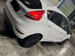 Usata 2009 Ford Fiesta Titanium Due volumi | 4900 € (Cara)