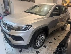 Argento Usata 2022 Jeep Compass Longitude SUV | 22.400 € (Buon prezzo)