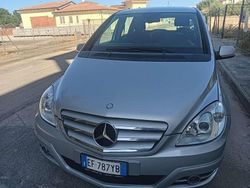 Usata 2011 Mercedes B200 Executive Monovolume | 5900 € (Molto cara)