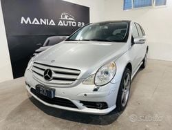 Grigio Usata 2008 Mercedes R320 Premium Plus Monovolume | 4990 € (Buon prezzo)