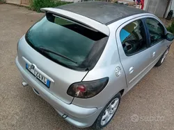 Usata 2003 Peugeot 206 Tre volumi | 1500 €