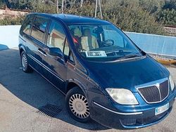 Blu Usata 2008 Lancia Phedra Monovolume | 3100 €