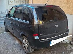 Nero Usata 2006 Opel Meriva Monovolume | 600 € (Super prezzo)