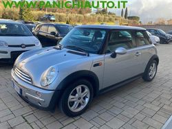 Grigio Usata 2005 Mini One D Due volumi | 4500 € (Molto cara)