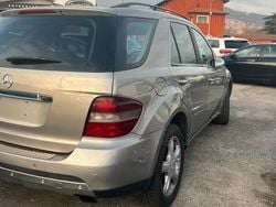Grigio Usata 2007 Mercedes ML320 SUV | 8800 € (Buon prezzo)