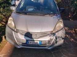 Grigio Usata 2011 Honda Jazz Due volumi | 2200 €