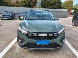 Verde Usata 2023 Dacia Sandero Stepway Tre volumi | 13.500 €