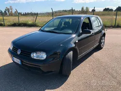 Usata 2006 VW Golf V Tre volumi | 3800 € (Molto cara)