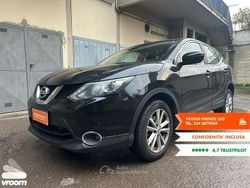 Nero Usata 2015 Nissan Qashqai Visia SUV | 8990 € (Ottimo prezzo)
