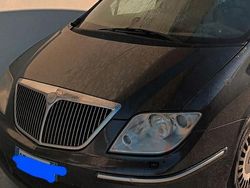 Grigio Usata 2012 Lancia Phedra Monovolume | 2000 €