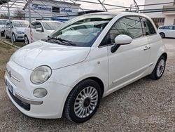 Bianco Usata 2011 Fiat 500 Lounge Due volumi | 4900 € (Buon prezzo)