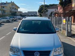 Grigio Usata 2005 VW Touran Monovolume | 2900 € (Buon prezzo)