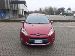 Lilla Usata 2012 Ford Fiesta Titanium Tre volumi | 4800 € (Buon prezzo)