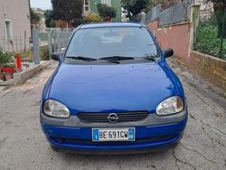 Blu Usata 1999 Opel Corsa Due volumi | 1300 € (Buon prezzo)