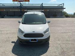 Bianco Usata 2017 Ford Courier Trend Monovolume | 10.370 € (Molto cara)