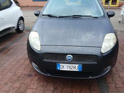 Usata 2007 Fiat Grande Punto Due volumi | 2400 €