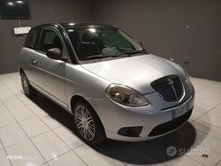 Grigio Usata 2011 Lancia Ypsilon Platinum Due volumi | 2900 € (Super prezzo)