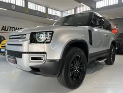 Grigio Usata 2021 Land Rover Defender HSE Dynamic SUV | 59.990 € (Buon prezzo)