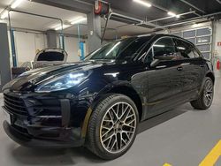 Nero Usata 2021 Porsche Macan SUV | 66.500 € (Cara)