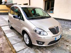 Oro Usata 2011 Lancia Musa S Monovolume | 4990 € (Buon prezzo)