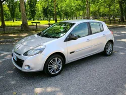 Grigio Usata 2011 Renault Clio III Luxe Tre volumi | 2500 €