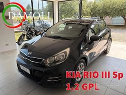 Blu Usata 2016 Kia Rio Active Tre volumi | 5990 € (Buon prezzo)