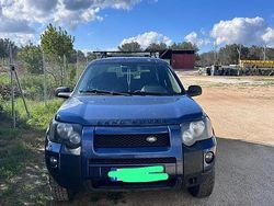 Blu Usata 2005 Land Rover Freelander SUV | 2000 €