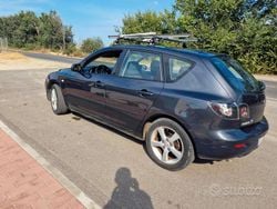Grigio Usata 2006 Mazda 3 Tre volumi | 1300 € (Buon prezzo)