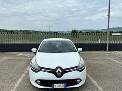 Bianco Usata 2015 Renault Clio IV Tre volumi | 5000 € (Ottimo prezzo)