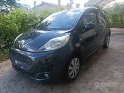 Usata 2013 Peugeot 107 Active Due volumi | 4800 € (Buon prezzo)